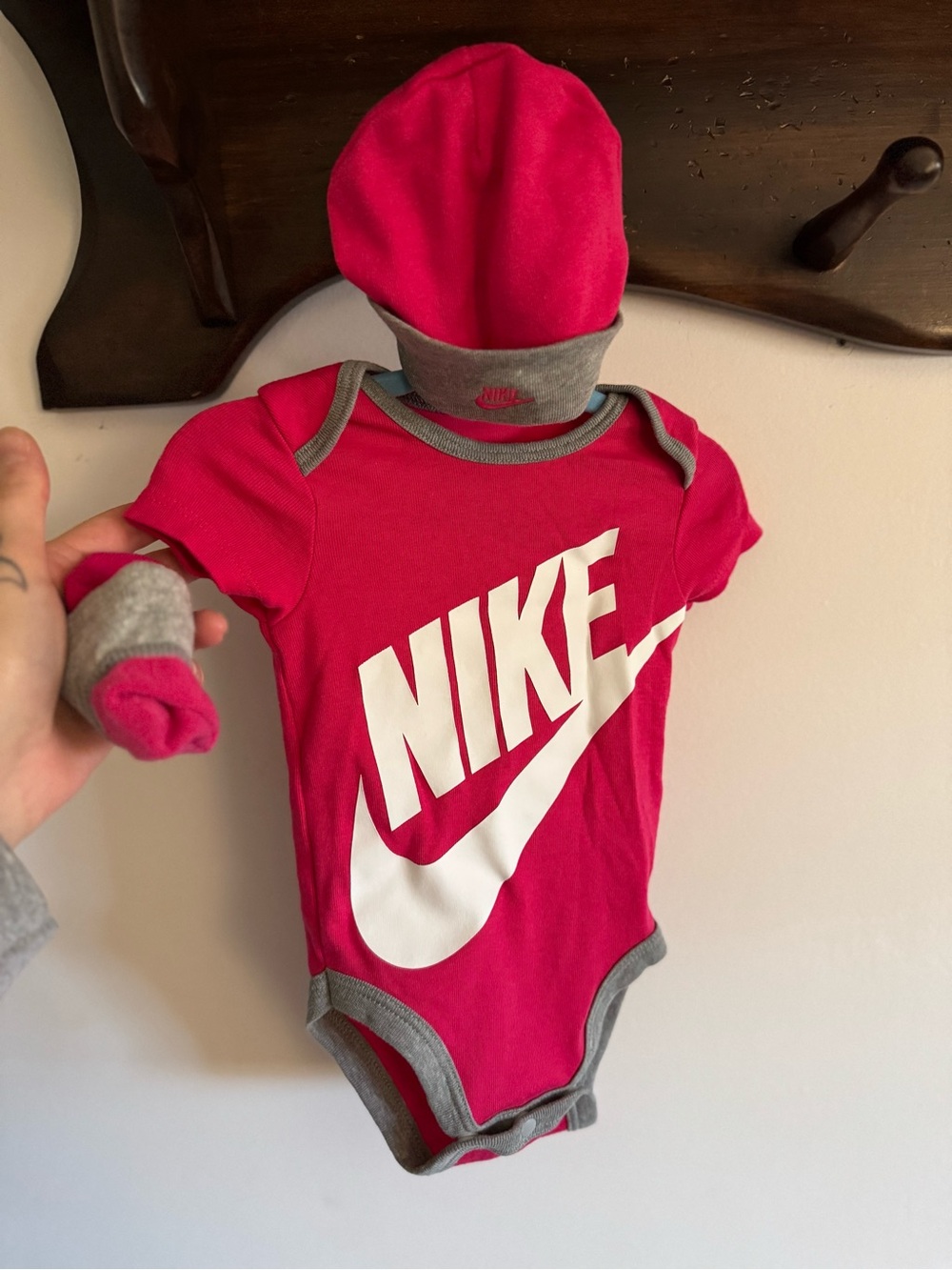 Nike 0-6m One-Piece Bodysuit with Matching Hat and Socks